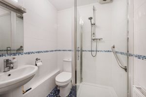 Family Shower Room- click for photo gallery